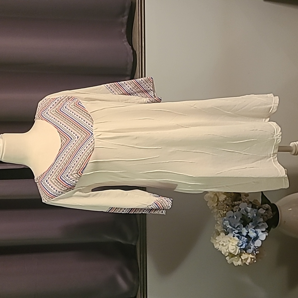 Yak & Yetz NWT White Dress - Size Small